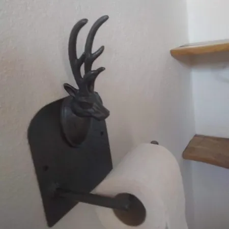 Nina's House , Nonna Lucia *