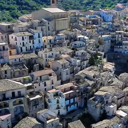 Nina's House , Nonna Lucia Apartment