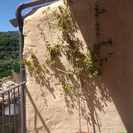 Nina's House , Nonna Lucia Apartman *