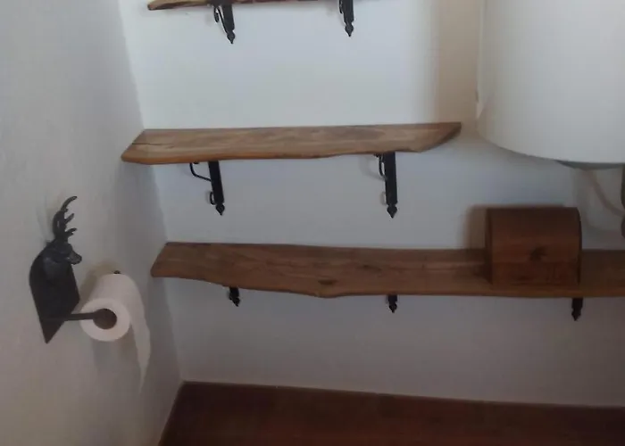 Nina's House , Nonna Lucia